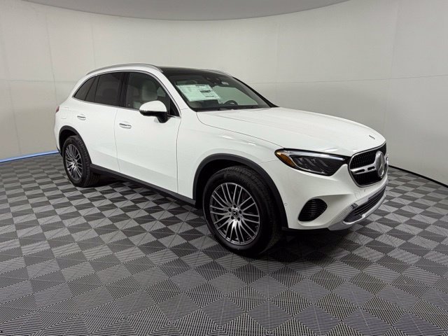 2027 Mercedes-Benz GLC Base