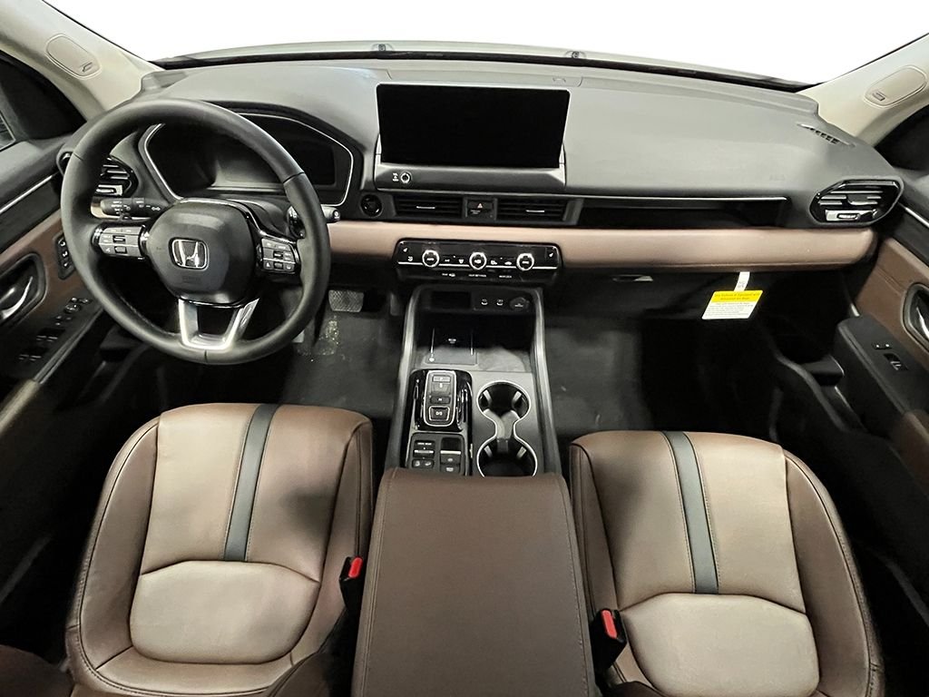 New 2026 Platinum White Pearl Honda Touring image 13