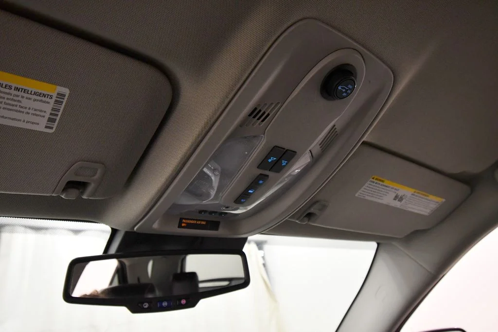 Used 2015 Gray Chevrolet LTZ image 25