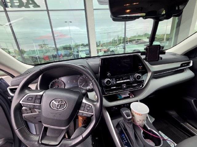 Used 2023 Blueprint Toyota XLE image 11