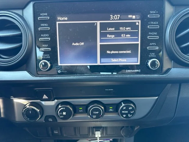 Used 2020 Silver Toyota SR image 11