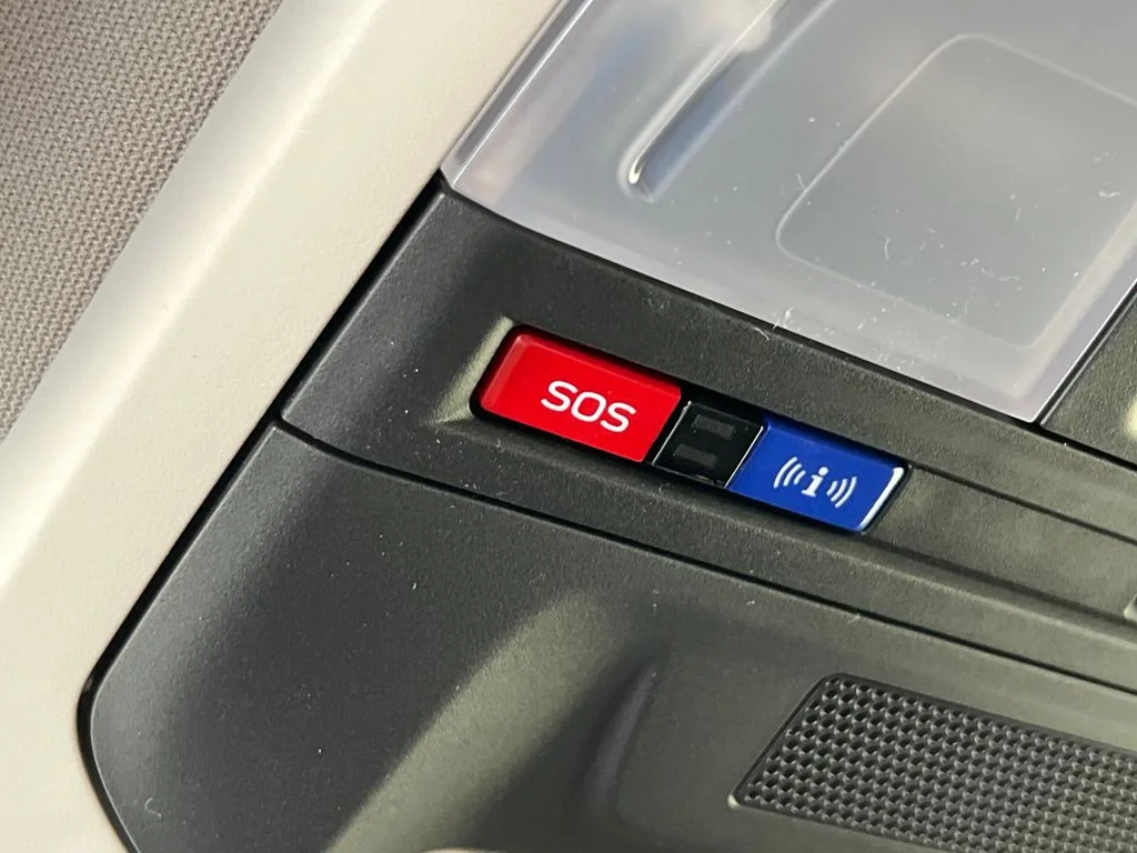 New 2026 SAPPHIRE BLUE PEARL Subaru Limited Hybrid image 38