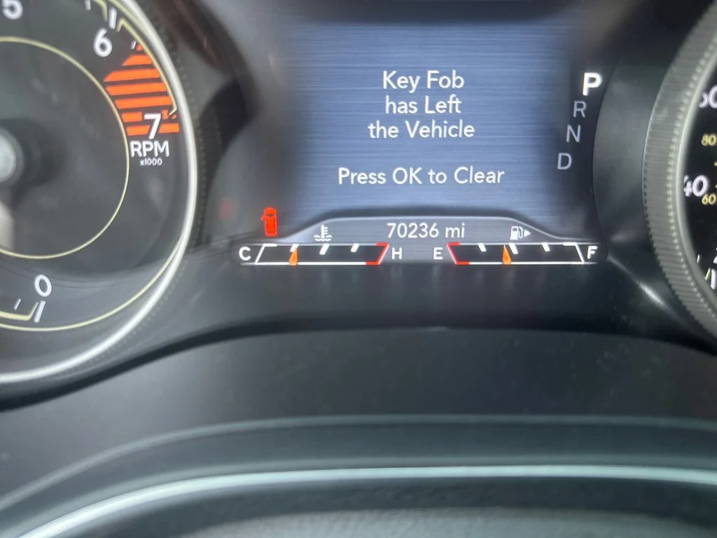 Used 2023 White Jeep Altitude image 14