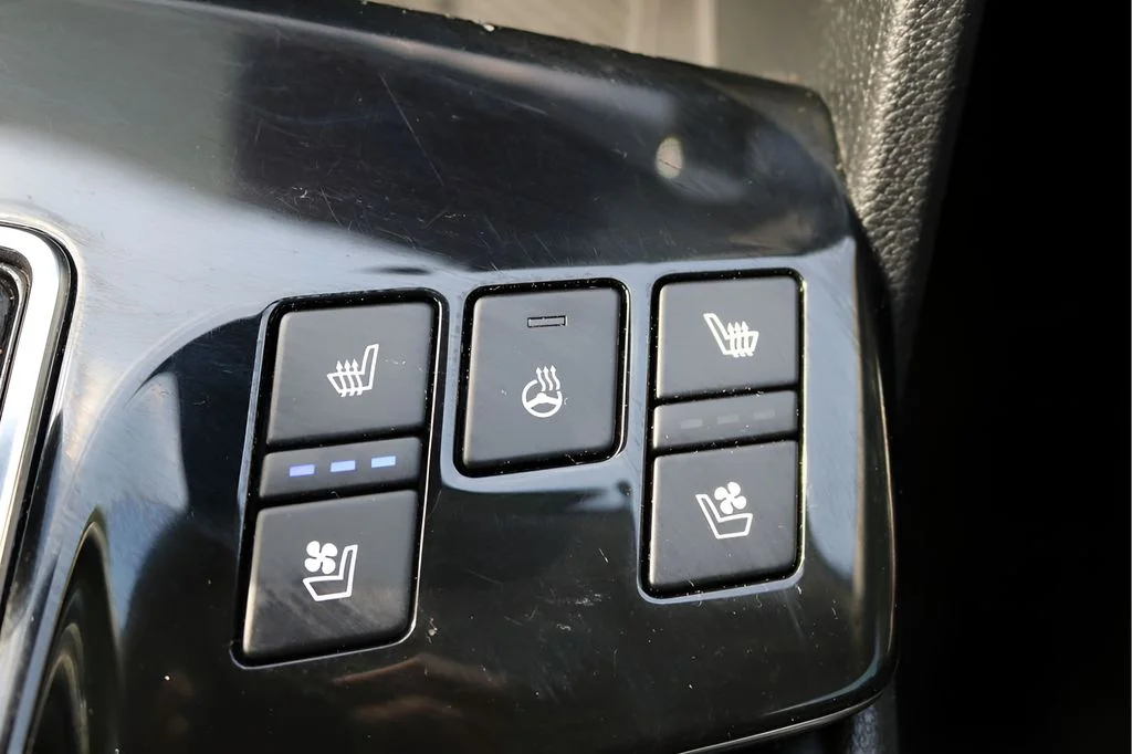 Used 2024 Gray Kia SX-Prestige image 25