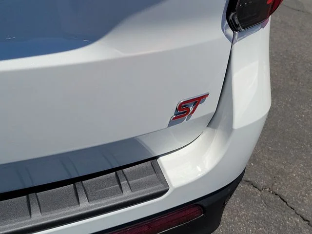 New 2026 Star White Metallic Tri-Coat Ford ST image 9