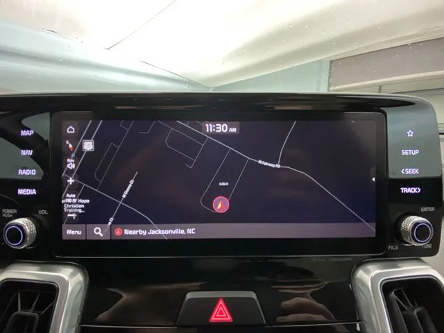 Used 2023 White Kia SX image 18