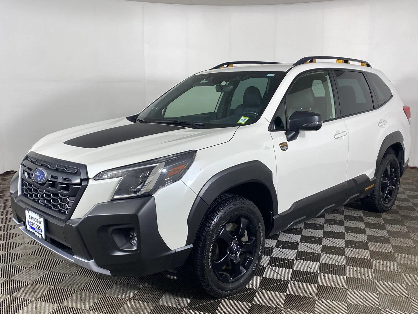 Used 2023 Crystal White Pearl Subaru Wilderness image 10