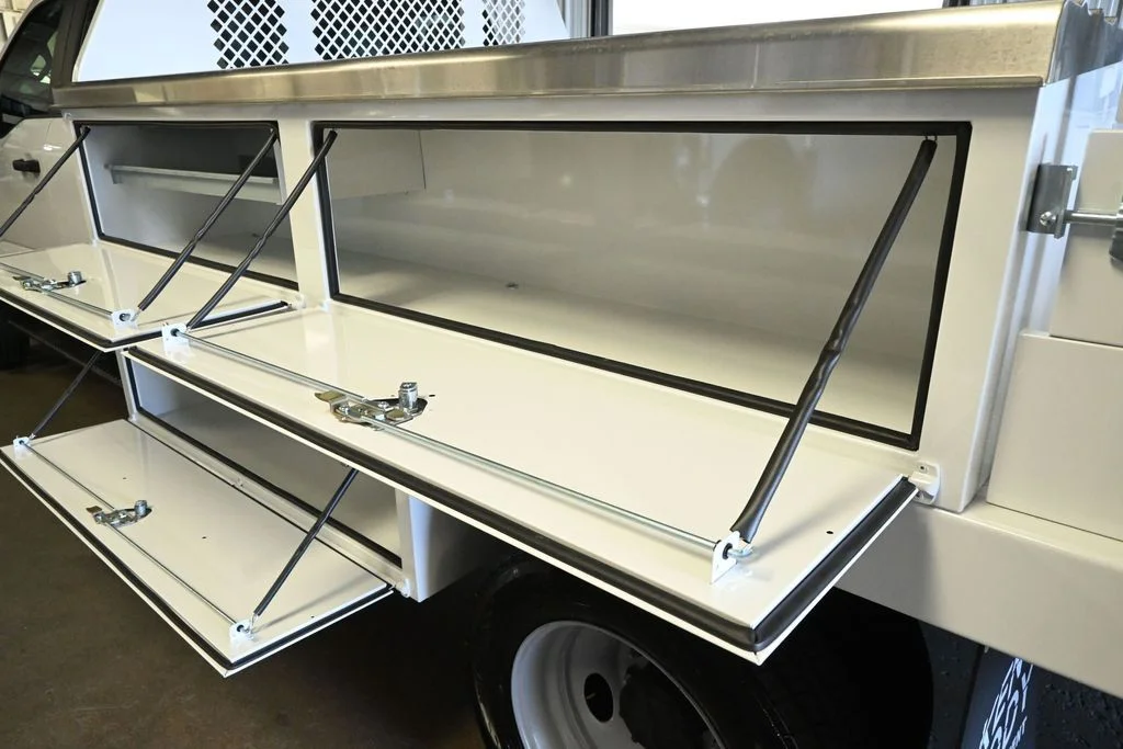 New 2026 Oxford White Ford XL image 24