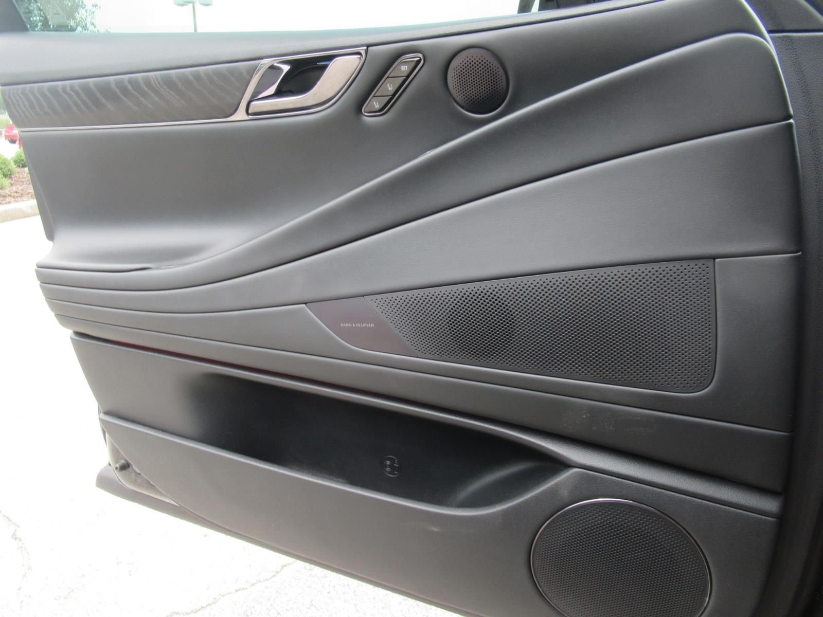 Used 2026 Black Genesis 3.5T image 20