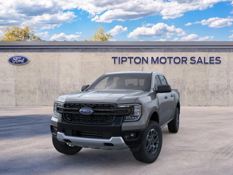 New 2026 Carbonized Gray Metallic Ford XLT image 2
