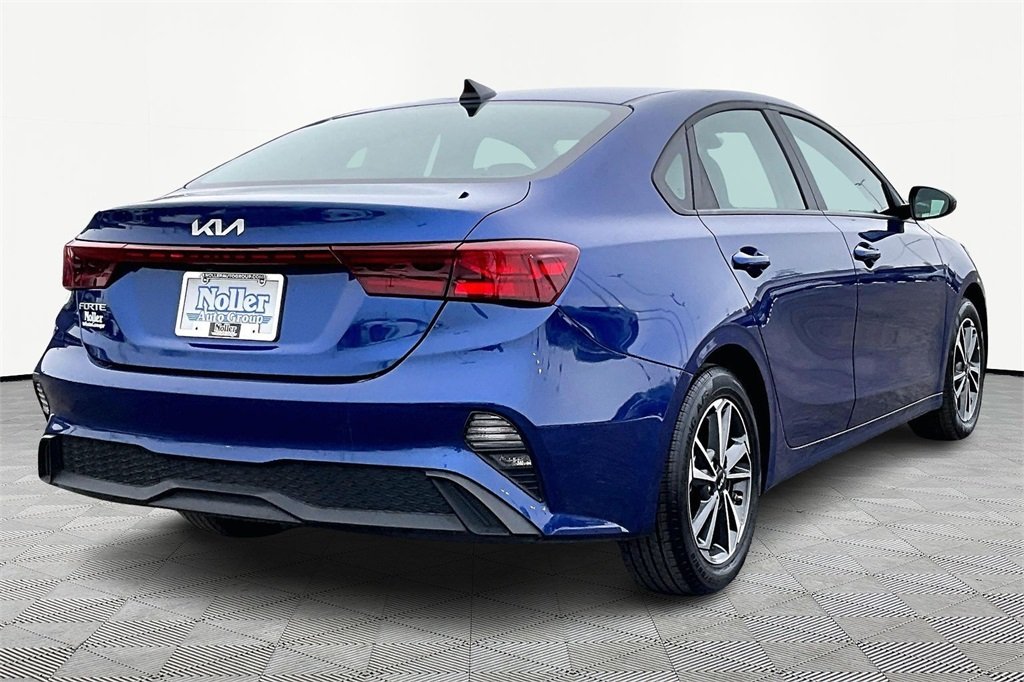 Used 2024 Kia Forte LXS with VIN 3KPF24AD8RE759383 for sale in Kansas City