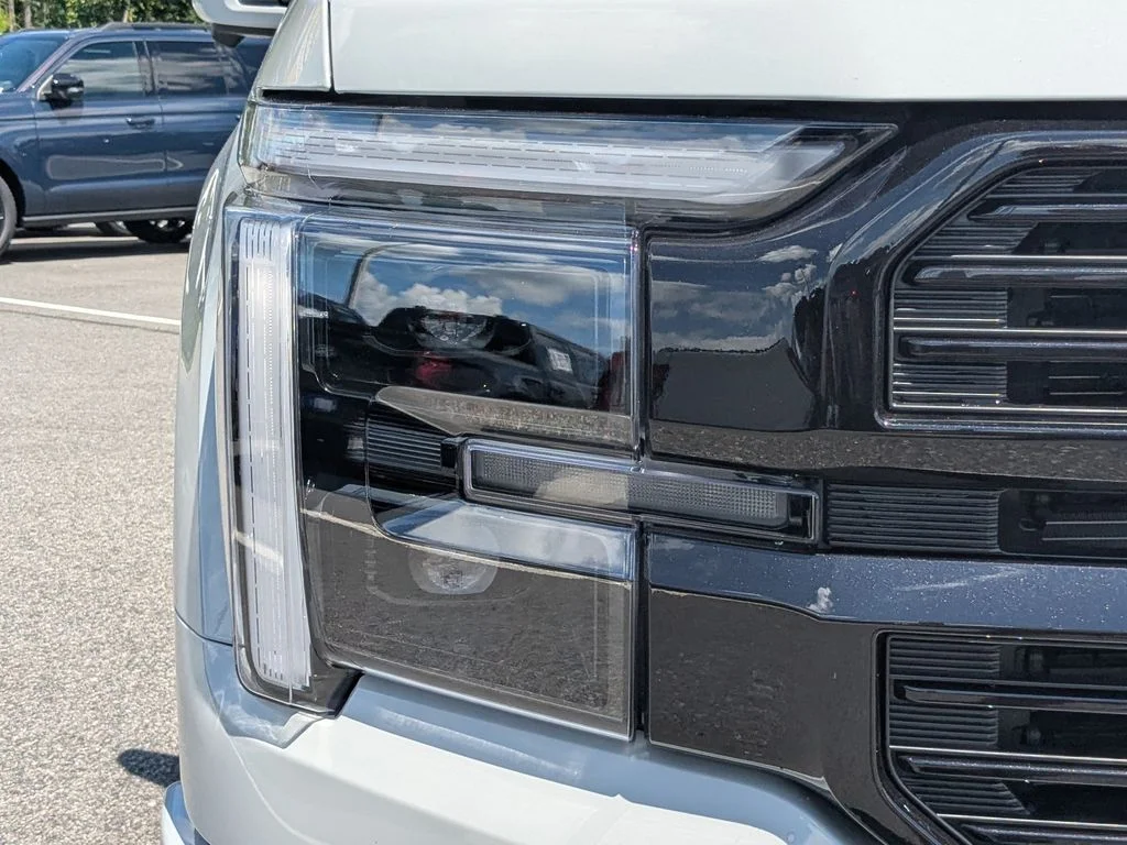 New 2026 Avalanche Ford Platinum image 10