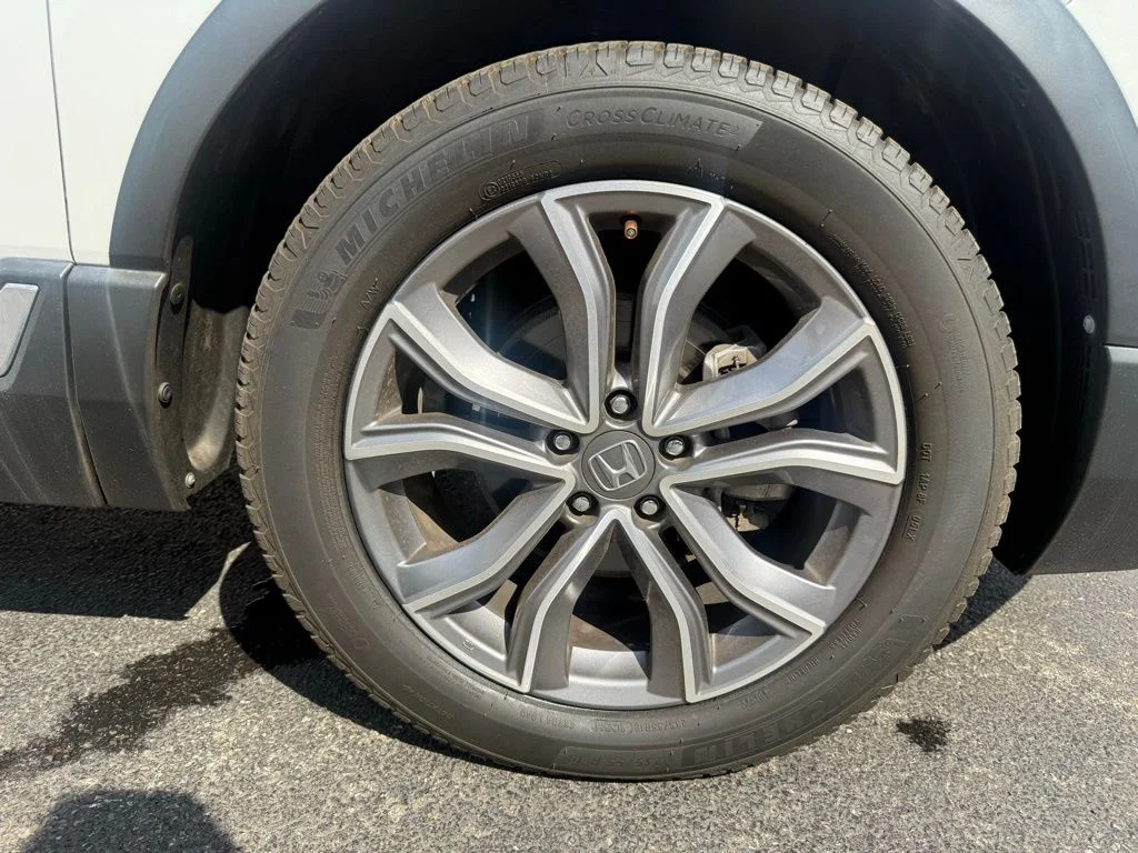 Certified Used 2020 White Honda Touring image 58