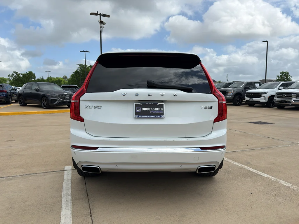 Used 2020 Crystal White Metallic Volvo Inscription image 7