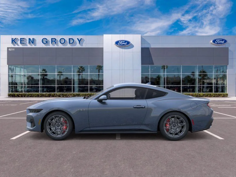 New 2026 Vapor Blue Metallic Ford GT Premium image 4