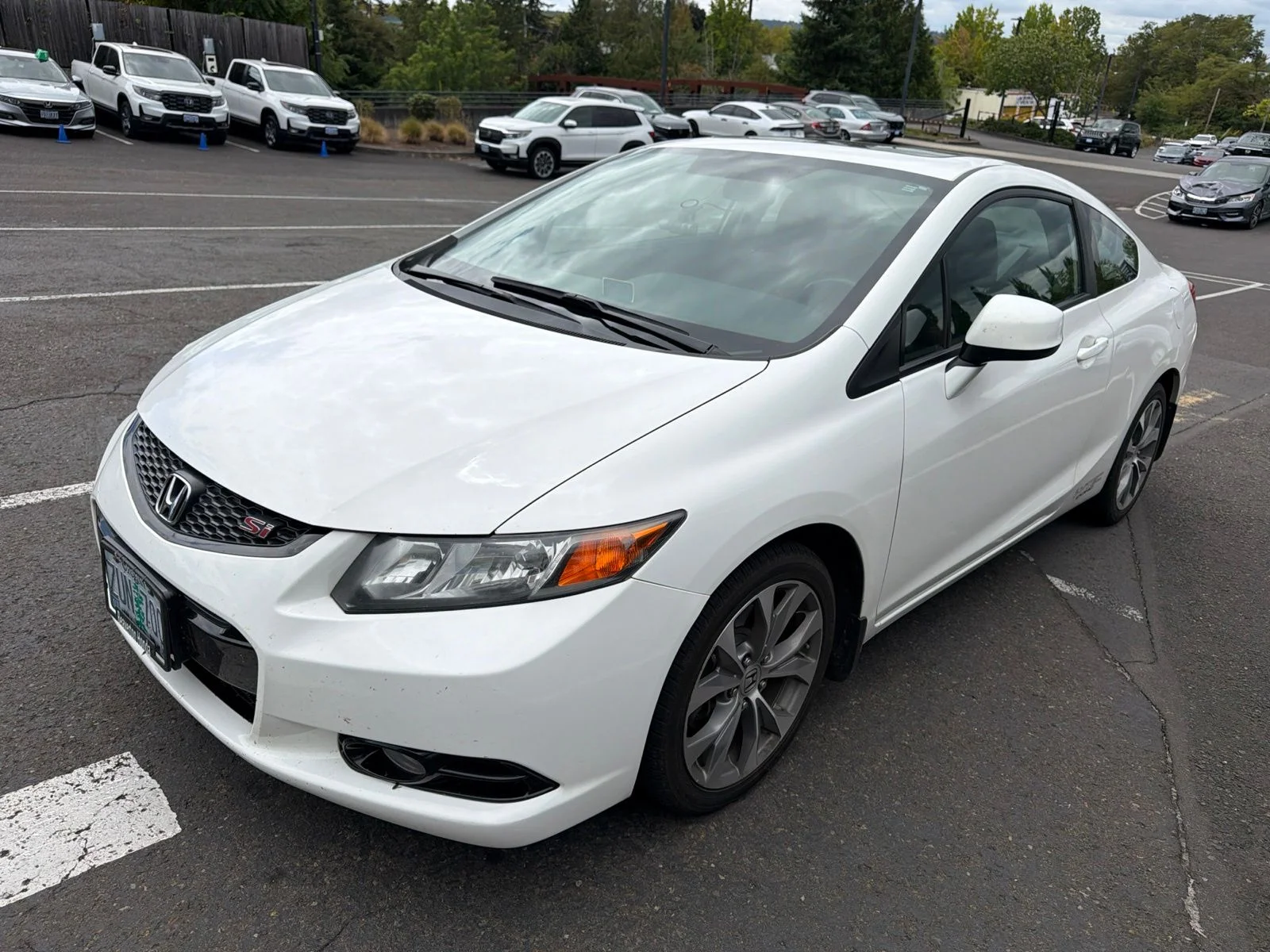 Used 2012 Taffeta White Honda Si image 1