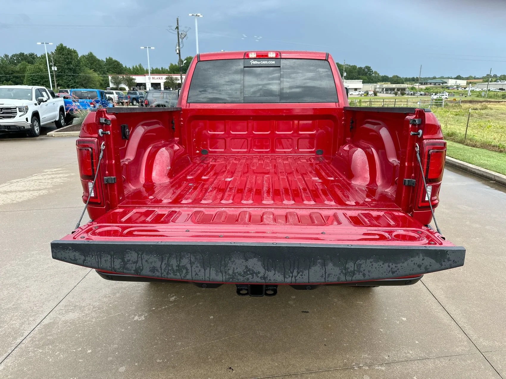 Used 2026 Molten Red Pearlcoat Ram Laramie image 23