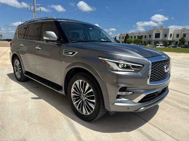 Used 2020 Gray INFINITI LUXE image 3