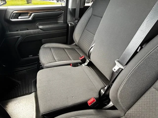 2023 Chevrolet Silverado 1500 LT - Photo 18