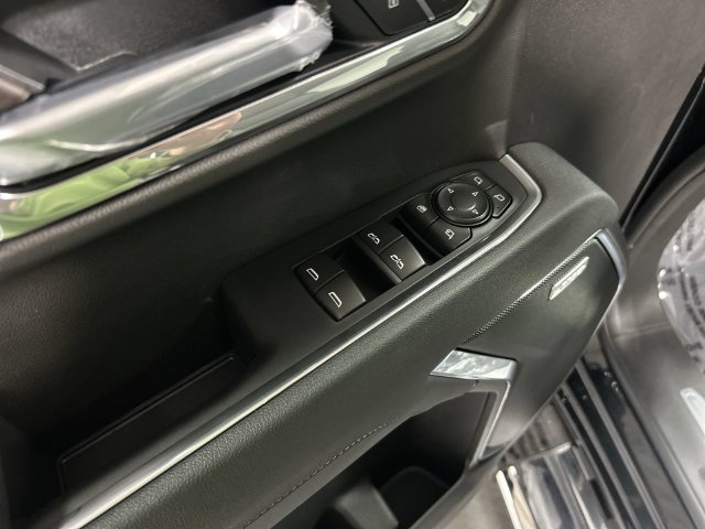 New 2026 Onyx Black GMC SLT image 13