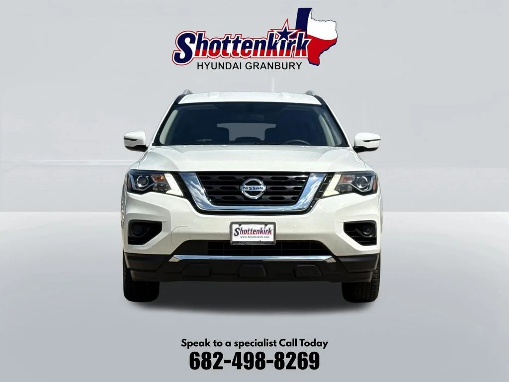 Used 2020 Glacier White Nissan S image 2