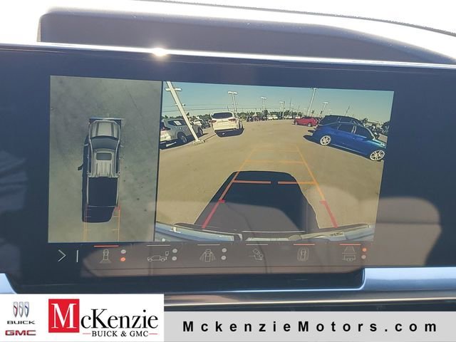 New 2026 Glacier White Tricoat GMC SLT image 17