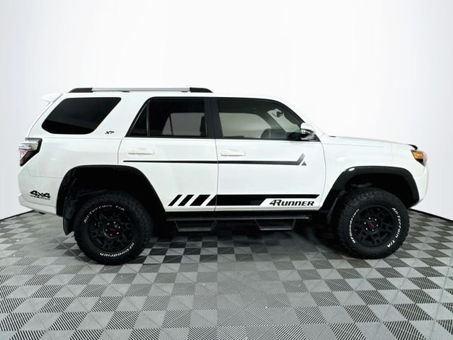 2019 Toyota 4Runner SR5 Premium - Photo 9