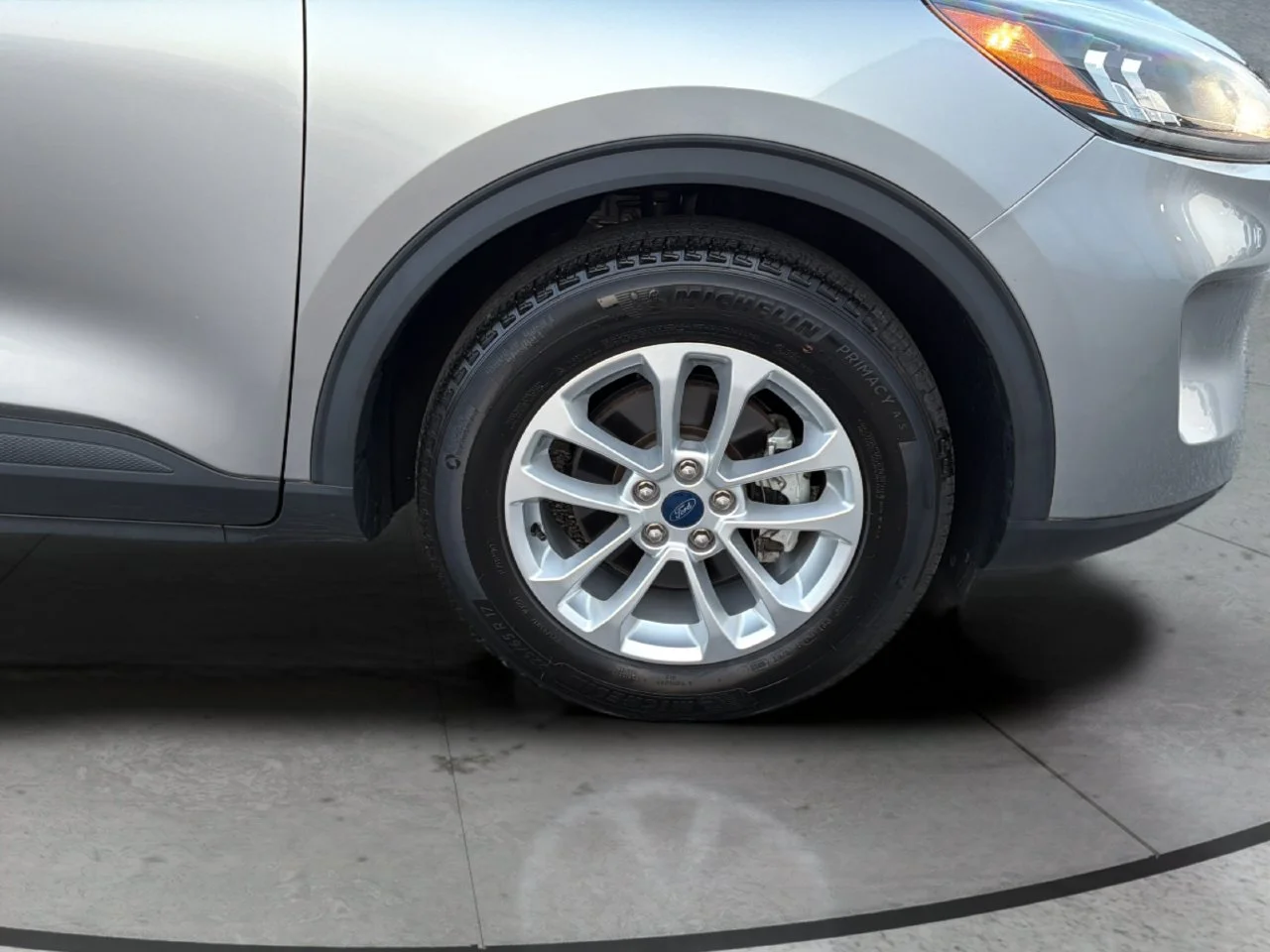Certified Used 2022 Silver Ford SE image 30