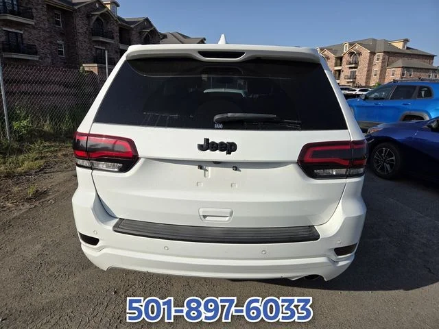 Used 2020 White Jeep Altitude image 8