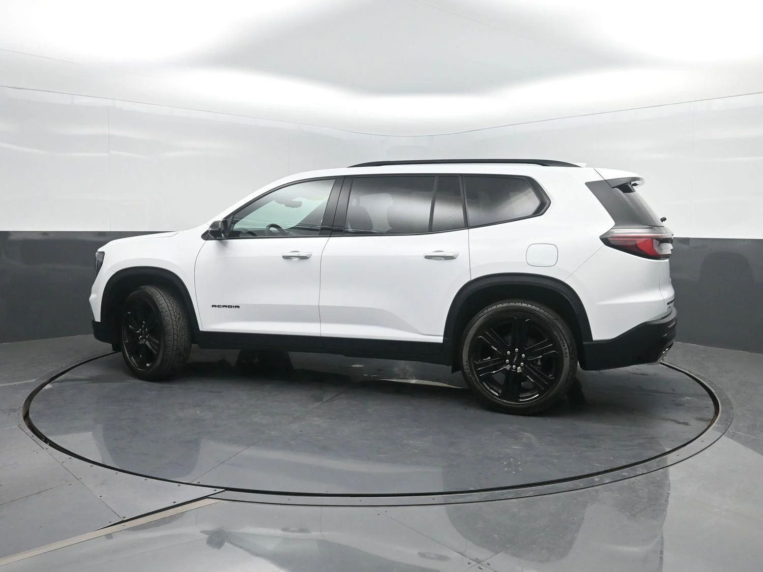 New 2026 Summit White GMC Elevation image 44
