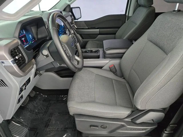 Used 2024 White Ford XLT image 10