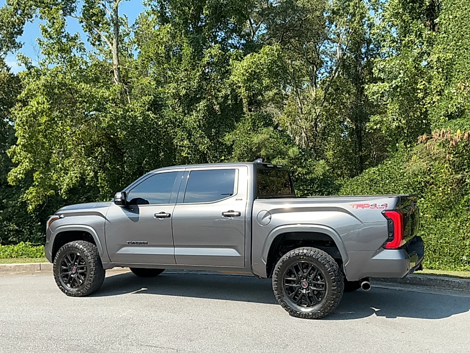 Used 2023 Magnetic Gray Metallic Toyota SR5 image 3