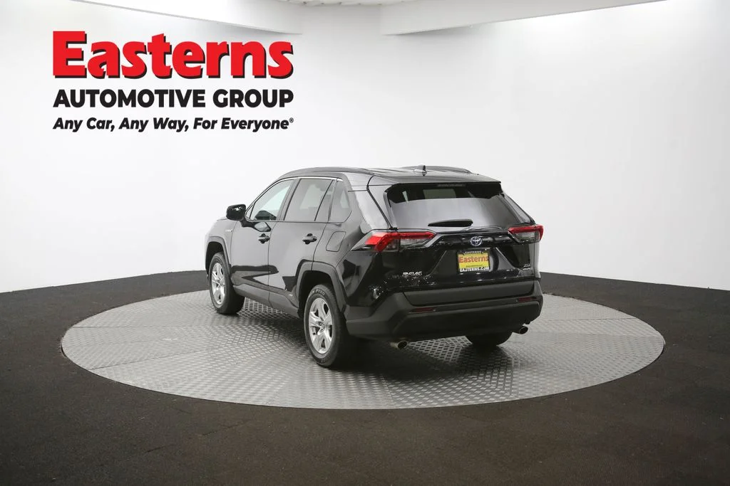 Used 2021 Black Toyota XLE image 35