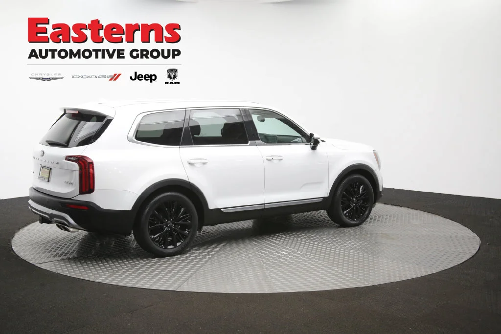 Used 2020 White Kia SX image 49