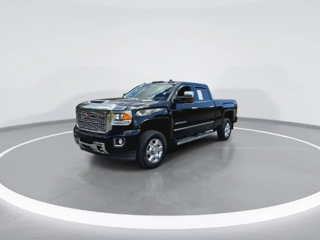 Used 2019 Black GMC Denali image 5