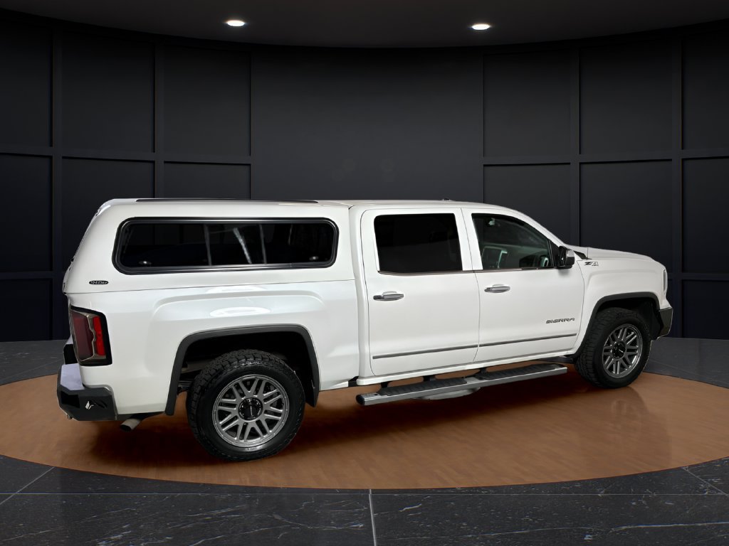 Used 2017 White GMC SLT image 6