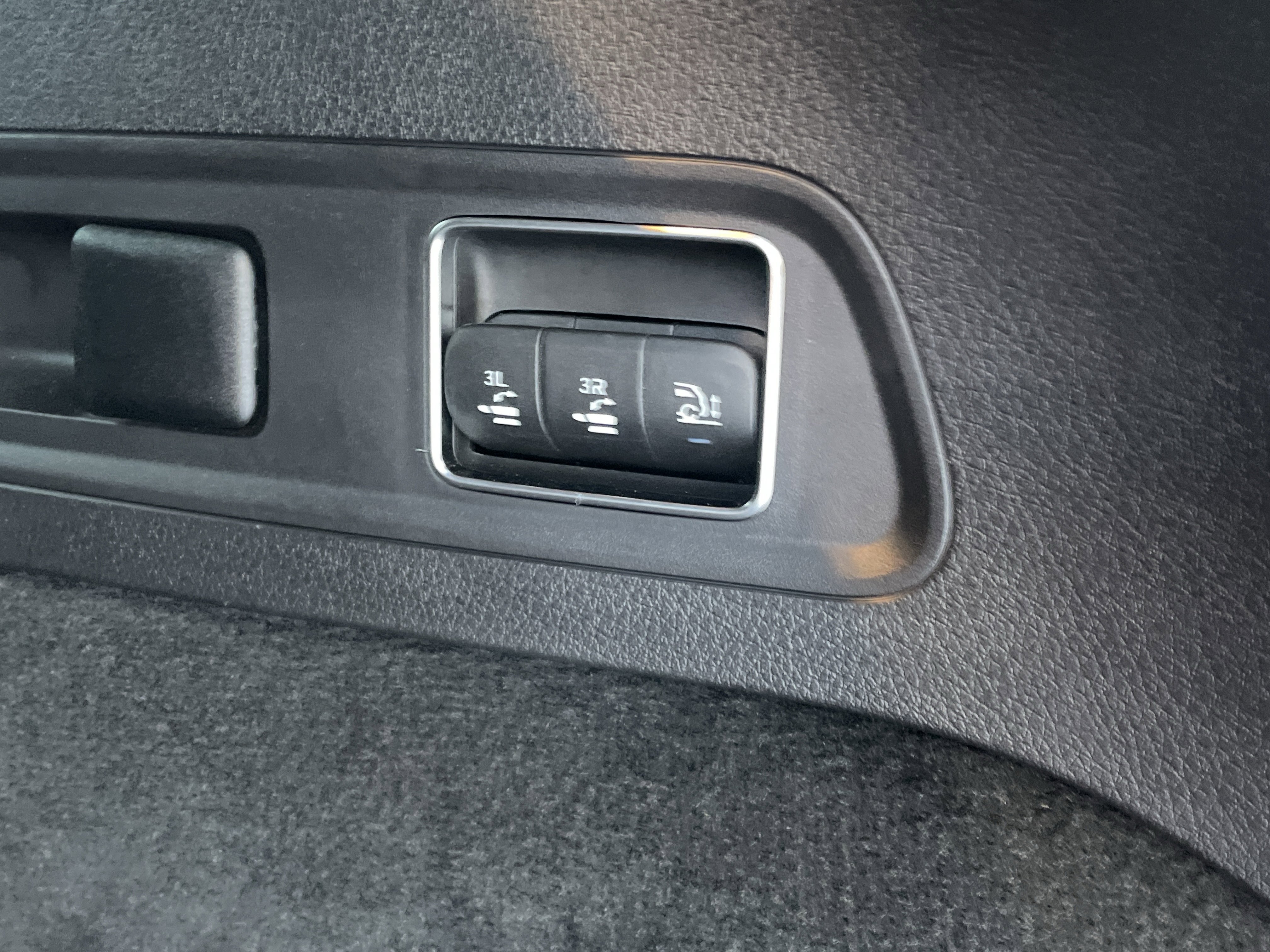 2025 Mercedes-Benz GLS Base - Photo 12