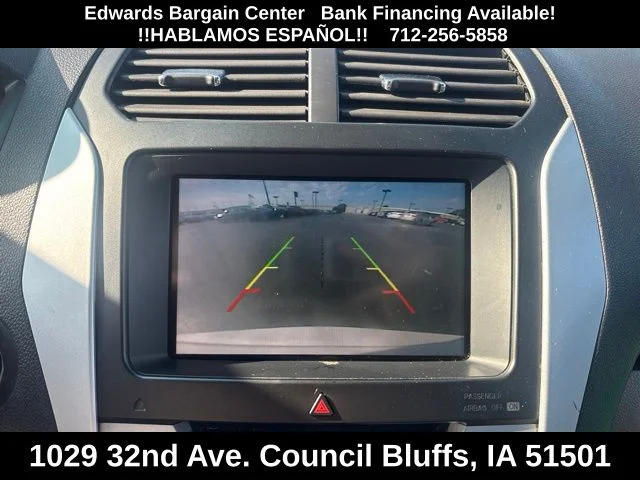 Used 2013 White Ford Limited image 25