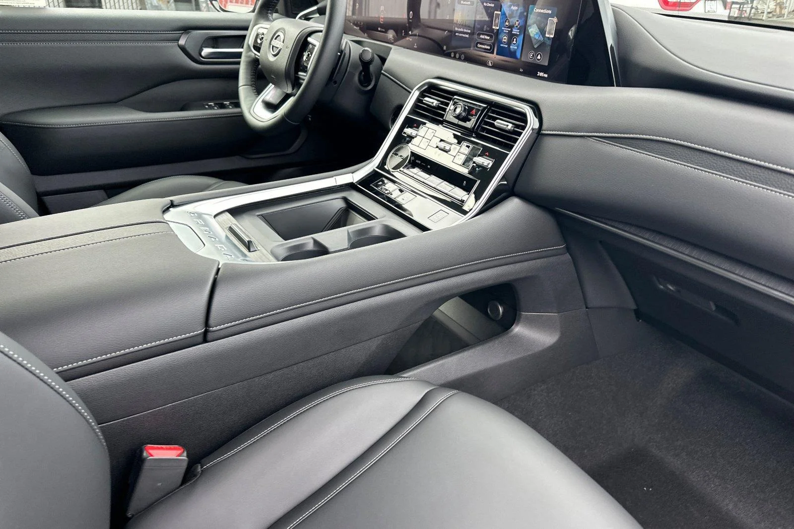 2026 Nissan Armada SV - Photo 16