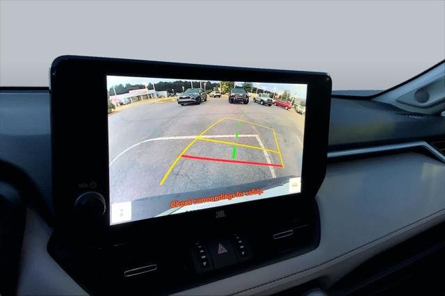 Certified Used 2023 MAGNETIC GRAY MET. Toyota  image 28