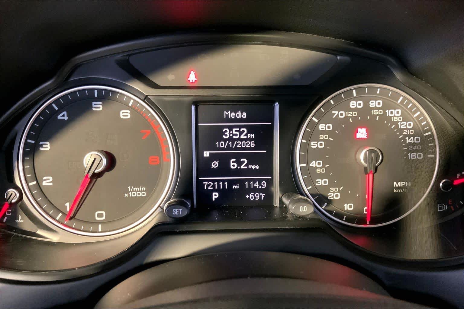 Used 2017 Brilliant Black Audi Premium image 26