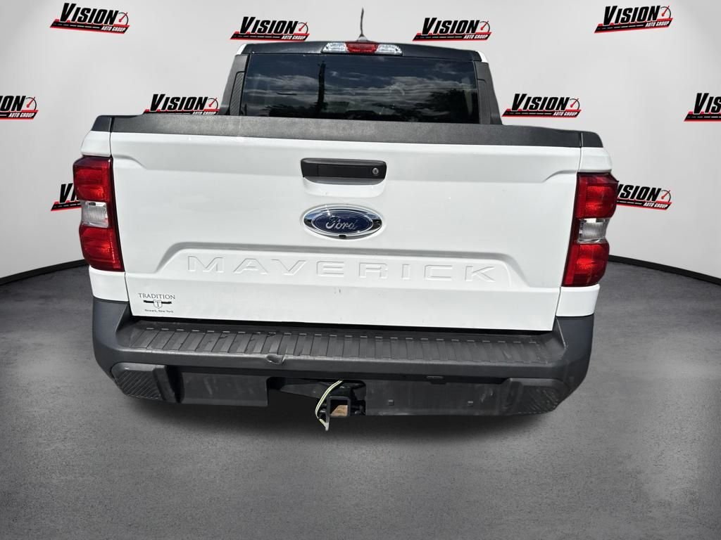 Used 2024 White Ford XL image 6