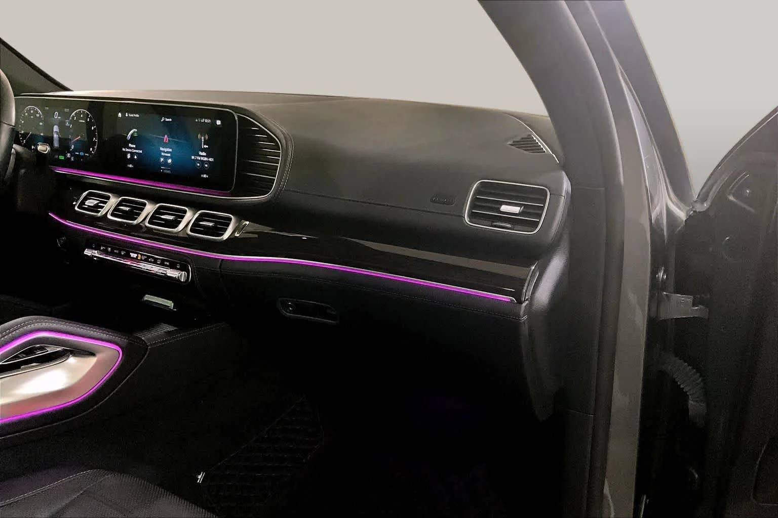 Used 2020 Selenite Grey Metallic Mercedes-Benz GLE 450 image 18
