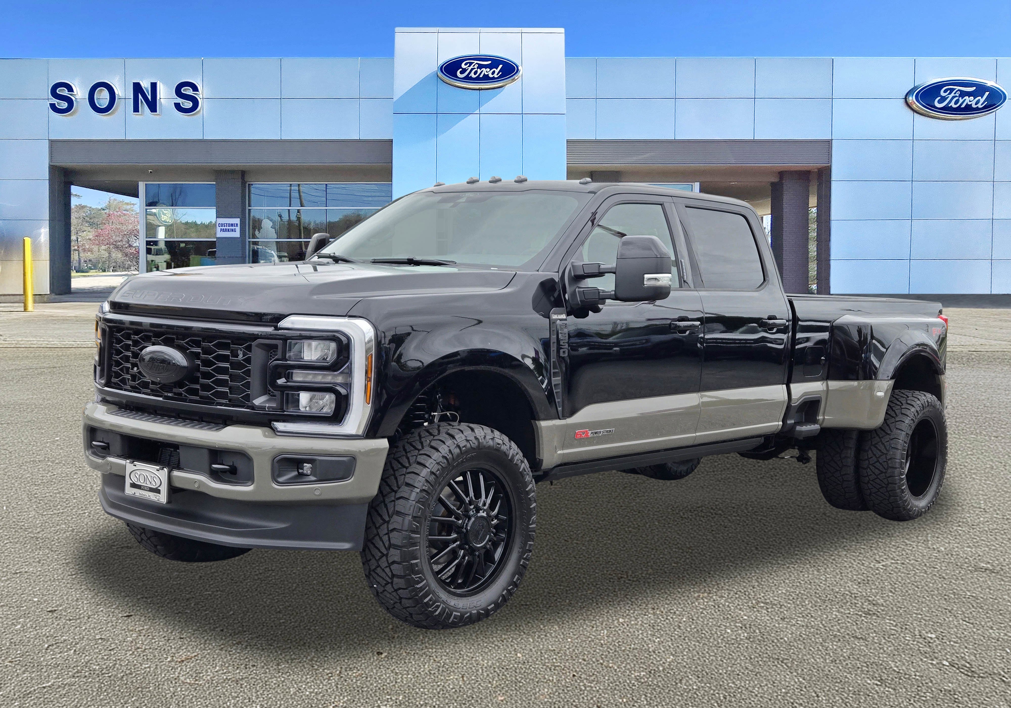 2026 Ford F-350 King Ranch 4x4 Crew Cab 8' Box DRW's photo