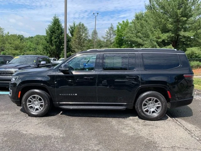 Used 2023 Black Jeep Base image 2