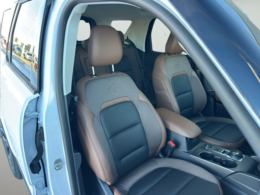 New 2025 Oxford White Ford Outer Banks image 32