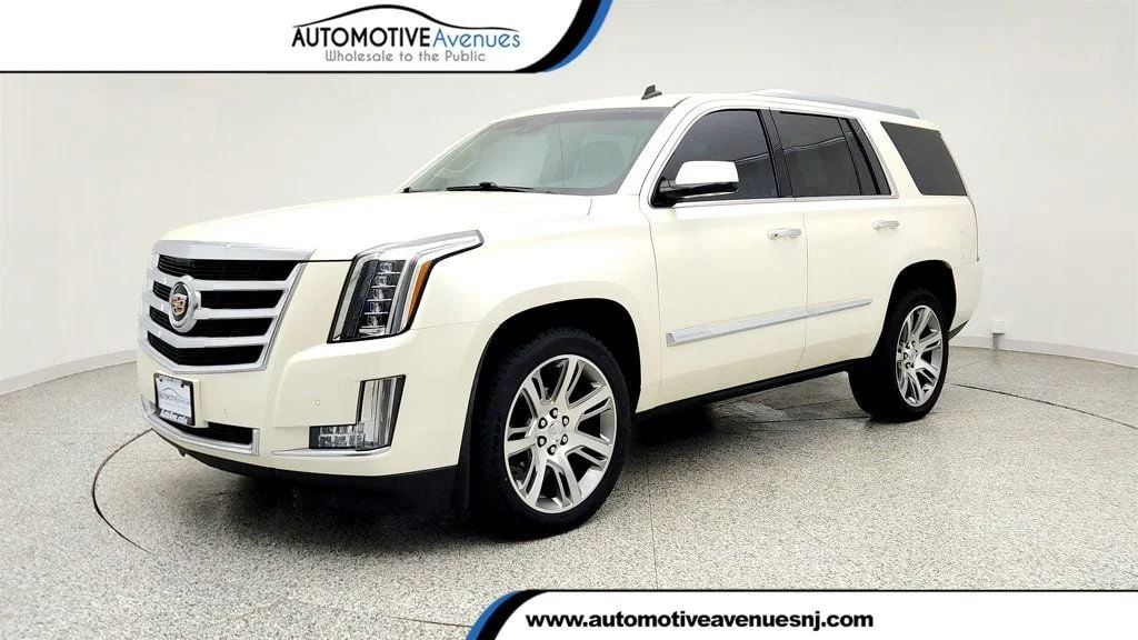 2015 Cadillac Escalade AWD Luxury's photo