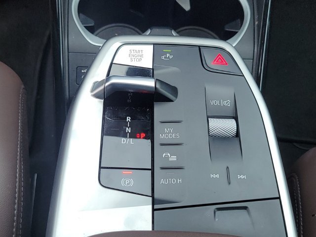 Certified Used 2023 Green BMW xDrive28i image 20