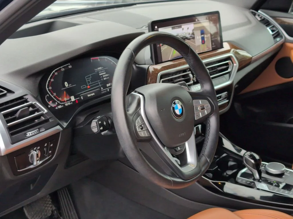 Used 2023 Blue BMW xDrive30i image 8