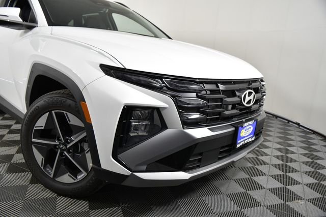 New 2026 White Hyundai SEL Premium AWD image 2